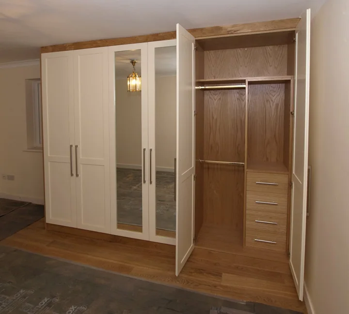 Fitted bedroom furniture by RW Joinery — photograph 14