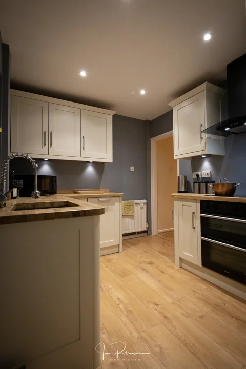 Handcrafted kitchen by RW Joinery — photograph 26
