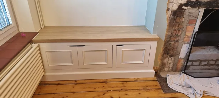 Living room joinery by RW Joinery — photograph 03