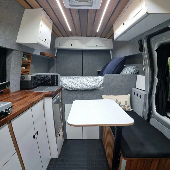 Motorhome conversion by RW Joinery — photograph 03