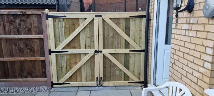 Outdoor joinery and garden building by RW Joinery — photograph 21