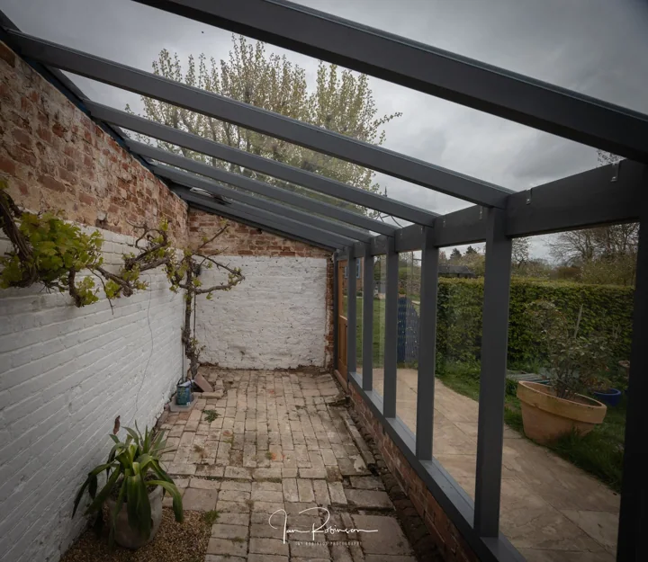 Outdoor joinery and garden building by RW Joinery — photograph 32